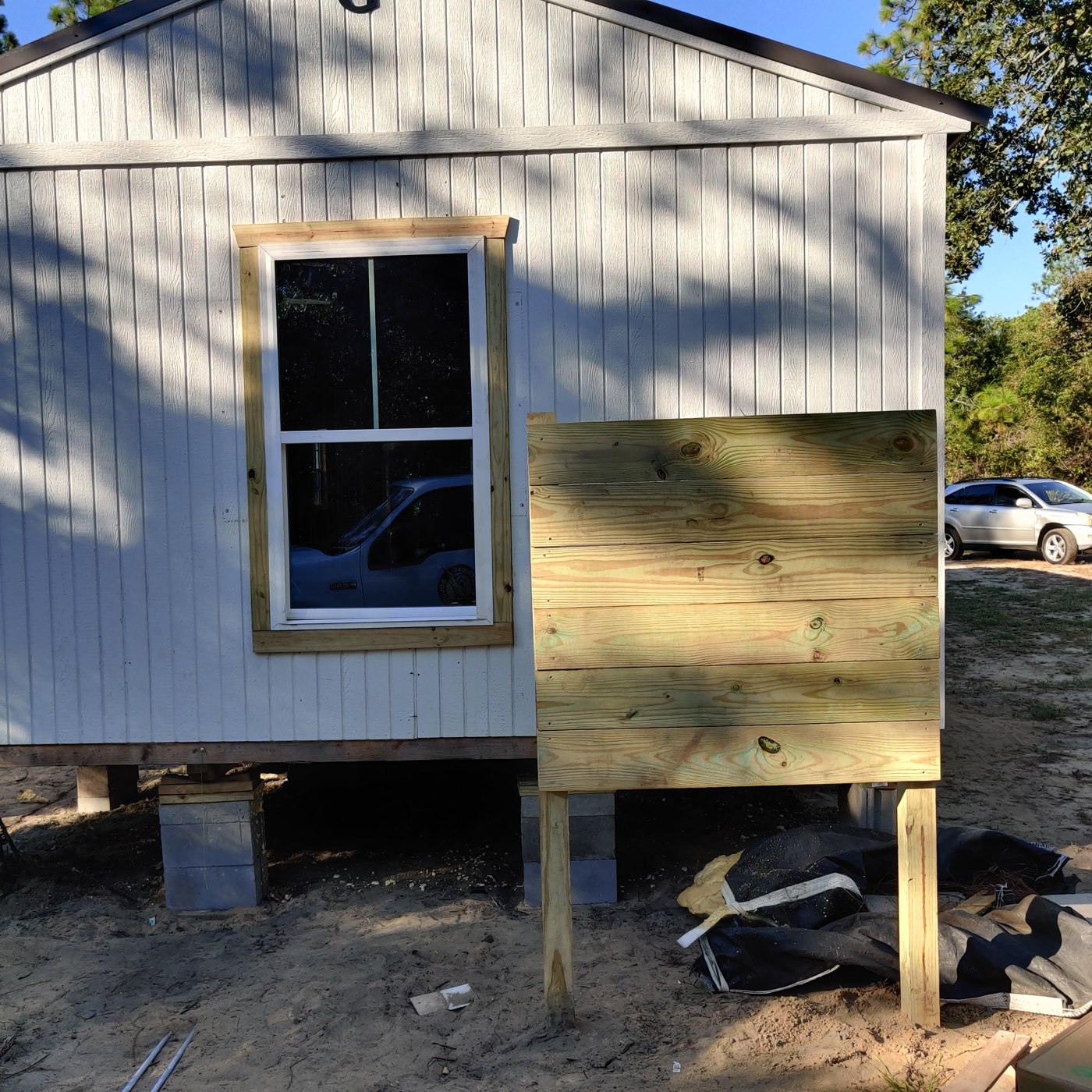 Tiny-house exterior and entry details